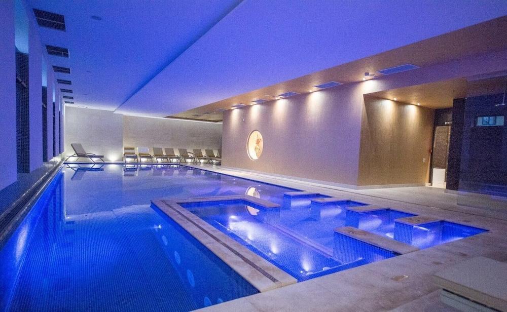 Hotel Prahova Plaza Ploiesti Ngoại thất bức ảnh