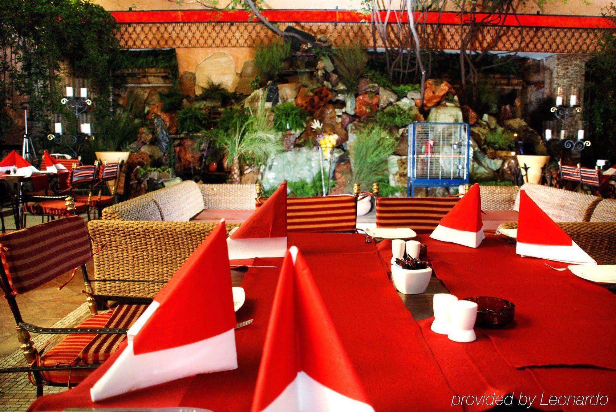 Hotel Prahova Plaza Ploiesti Nhà hàng bức ảnh
